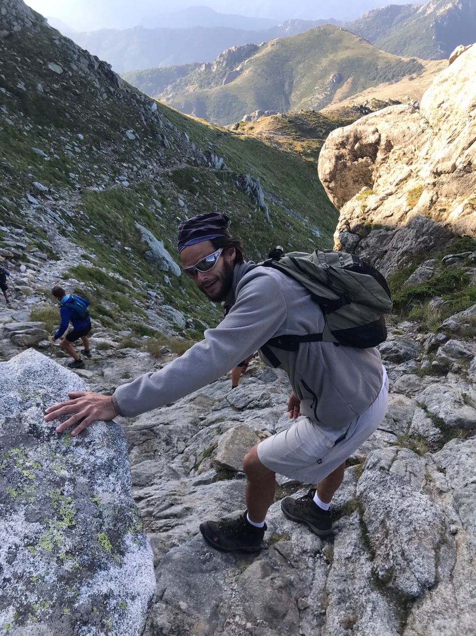 Trousse à pharmacie pour une randonnée en montagne