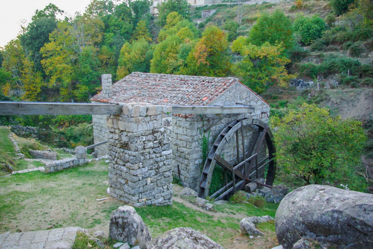 J4-Le moulin de Serra di Scopamena